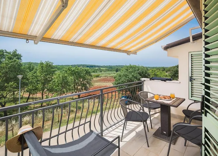 Relaxing Oasis Near Διαμέρισμα